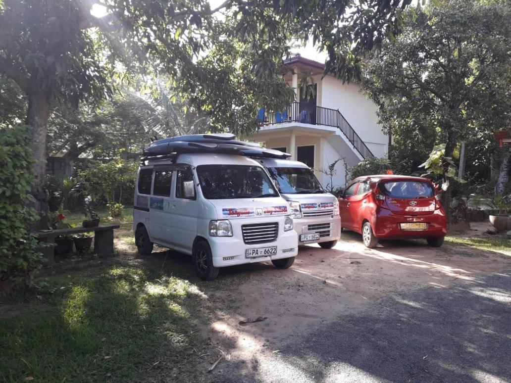 Blue Point Rest Hotel Tangalle Exterior foto